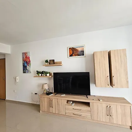 Sea Pearl Luxury Apartment *
